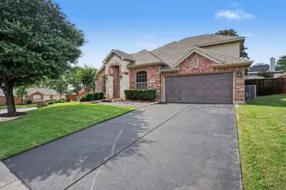 2801 Warwick Drive, Corinth, TX 76210 - Photo 2