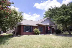 1545 Evergreen Dr, Allen, TX 75002 - Photo 2