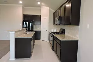 405 Eureka Ct, Burleson, TX 76028 - Photo 8