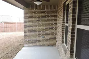 405 Eureka Ct, Burleson, TX 76028 - Photo 24