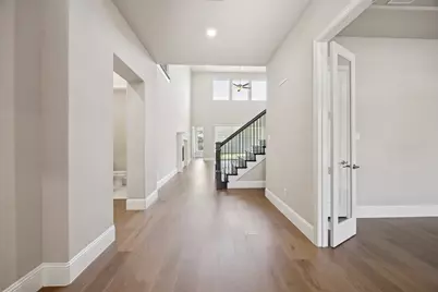 2521 Hampstead Lane, Carrollton, TX 75010 - Photo 2