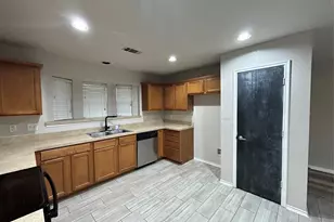 10445 Hideaway Trail, Fort Worth, TX 76131 - Photo 6