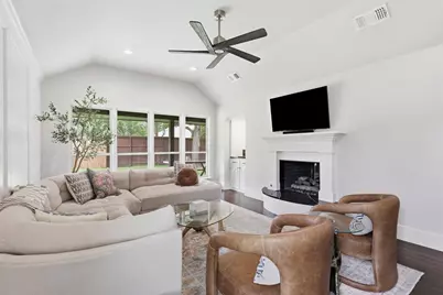 2626 Mariposa Circle, Plano, TX 75075 - Photo 16