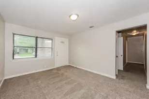 1504 Valley View St, Mesquite, TX 75149 - Photo 2