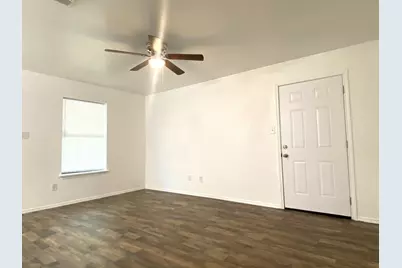 505 Red Springs Avenue, Mt Pleasant, TX 75455 - Photo 6