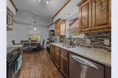 6412 Storm Drive, Watauga, TX 76148 - Photo 6