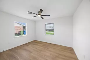 104 E Oak St, Gunter, TX 75058 - Photo 12