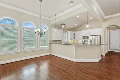 5801 Hillcrest Avenue #9, University Park, TX 75205 - Photo 2