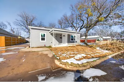 603 E Willingham Street, Cleburne, TX 76031 - Photo 2