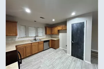 10445 Hideaway Trail, Fort Worth, TX 76131 - Photo 6