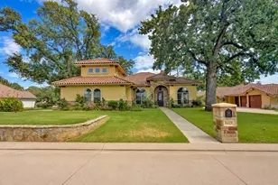 1012 Catalina Bay Blvd, Granbury, TX 76048 - Photo 1