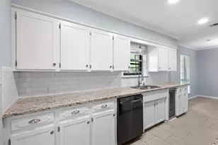 102 Pecan Ln, Oak Leaf, TX 75154 - Photo 10