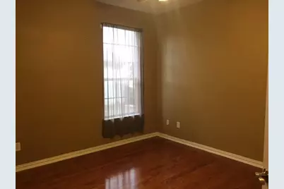 3528 Sweetspring Drive, Carrollton, TX 75007 - Photo 8