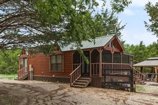 1070 Co Rd 3030, Bonham, TX 75418 - Photo 16