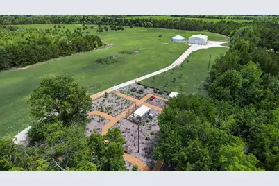 1070 County Road 3030, Bonham, TX 75418 - Photo 2