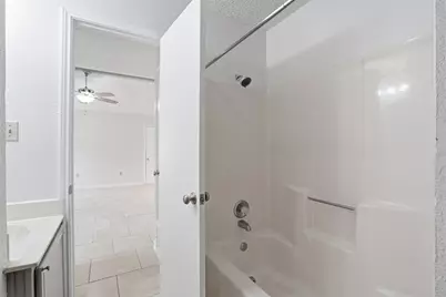 1122 Hidden Creek Drive, Mansfield, TX 76063 - Photo 18