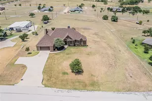 11525 Eagle Vista Dr, Fort Worth, TX 76179 - Photo 2