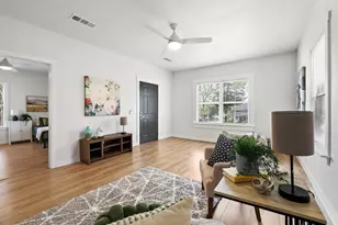 537 E Sears St, Denison, TX 75021 - Photo 6
