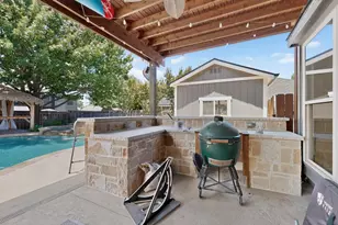 7929 Whispering Woods Ln, North Richland Hills, TX 76182 - Photo 40