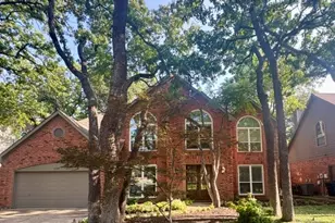 516 Woodhill Ct, Grapevine, TX 76051 - Photo 2