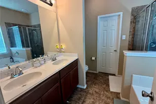 10336 Bradshaw Dr, Fort Worth, TX 76108 - Photo 6
