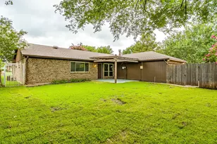 808 Sandhurst Dr, Plano, TX 75025 - Photo 4