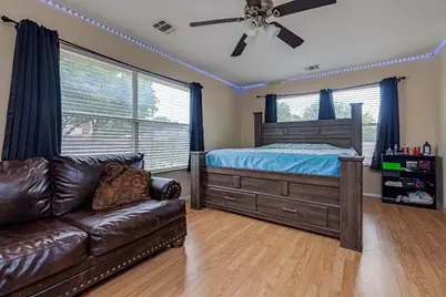 3926 Rolling Oaks Drive, Carrollton, TX 75007 - Photo 12