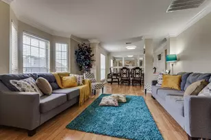 3926 Rolling Oaks Dr, Carrollton, TX 75007 - Photo 4