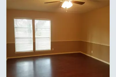 6919 W Cleburne Road, Fort Worth, TX 76133 - Photo 10