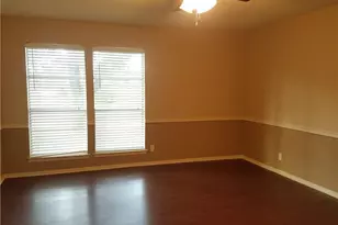 6919 W Cleburne Rd, Fort Worth, TX 76133 - Photo 10