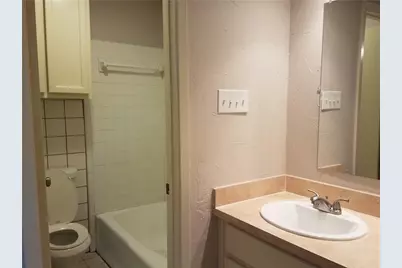 6919 W Cleburne Road, Fort Worth, TX 76133 - Photo 8
