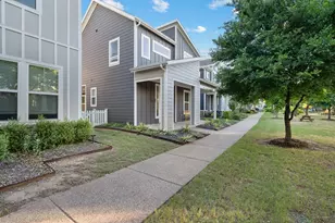 3710 Prague Mews, Dallas, TX 75236 - Photo 2