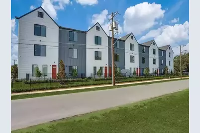 3275 Dallas Street #303, Dallas, TX 75210 - Photo 1