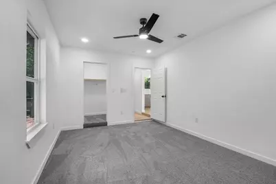 4505 Quails Lane, Fort Worth, TX 76119 - Photo 14