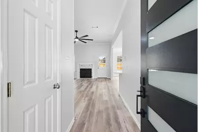 318 Landsburg Lane, College Station, TX 77845 - Photo 8