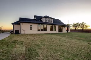 9453 Bluestem Ln, Dish, TX 76247 - Photo 38