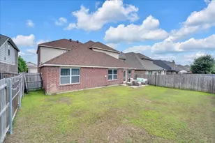 1820 Christopher Creek Dr, Little Elm, TX 75068 - Photo 30