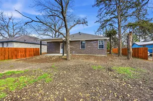 308 Lewis St, Cleburne, TX 76031 - Photo 24