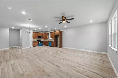308 Lewis Street, Cleburne, TX 76031 - Photo 4