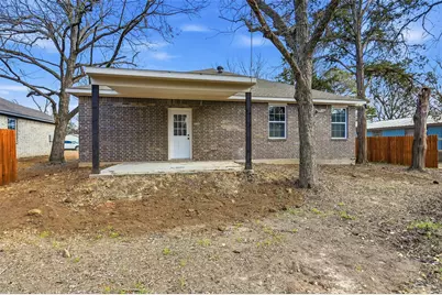 308 Lewis Street, Cleburne, TX 76031 - Photo 22