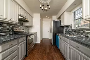 4304 Ireland Dr, The Colony, TX 75056 - Photo 8