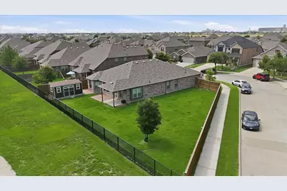 201 Black Alder Drive, Fort Worth, TX 76131 - Photo 2