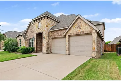 233 Hawks Ridge Trail, Burleson, TX 76028 - Photo 2