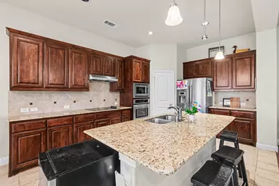 233 Hawks Ridge Trail, Burleson, TX 76028 - Photo 10