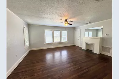 515 Monticello Drive #3C, Fort Worth, TX 76107 - Photo 8