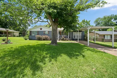 403 Ridgewood, Palestine, TX 75803 - Photo 2