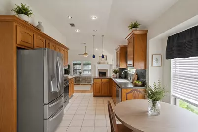 503 Hilltop Place, Joshua, TX 76058 - Photo 12