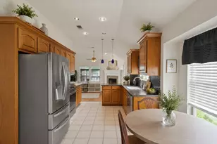 503 Hilltop Pl, Joshua, TX 76058 - Photo 12
