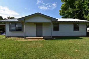 514 Pecan St, Collinsville, TX 76233 - Photo 1