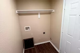 400 Blackwood St, Gainesville, TX 76240 - Photo 4